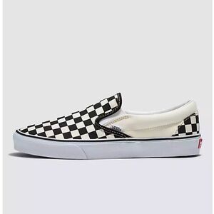 Classic Slip-On Checkerboard Shoe VANS
